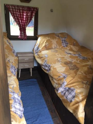 Charming 2-Bed Cabin In Domfront-En-Poiraie Perrou Zewnętrze zdjęcie
